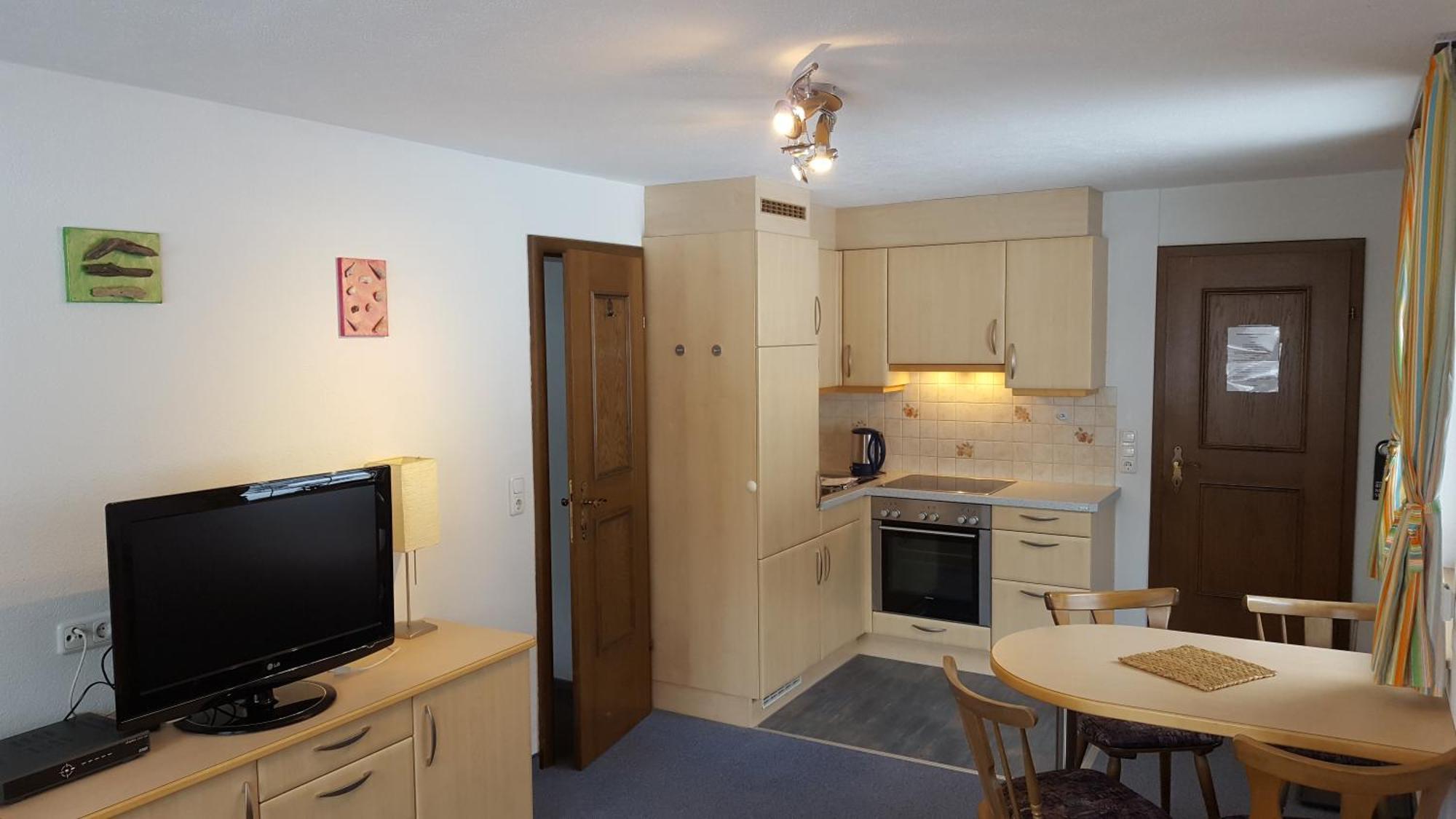 Gastehaus Hauser Apartment *